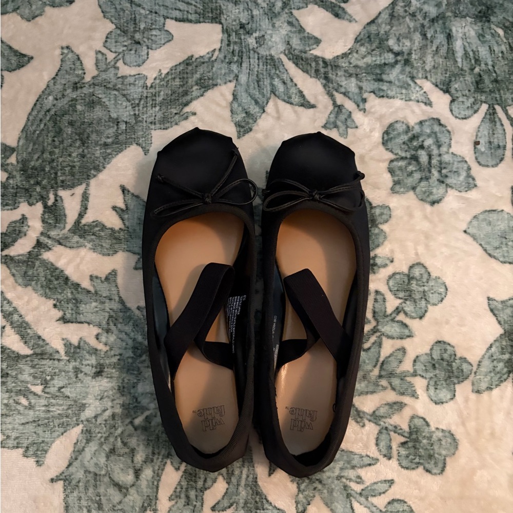 Wild Fable Black Ballet Flats with Bow - Picture 2 of 2